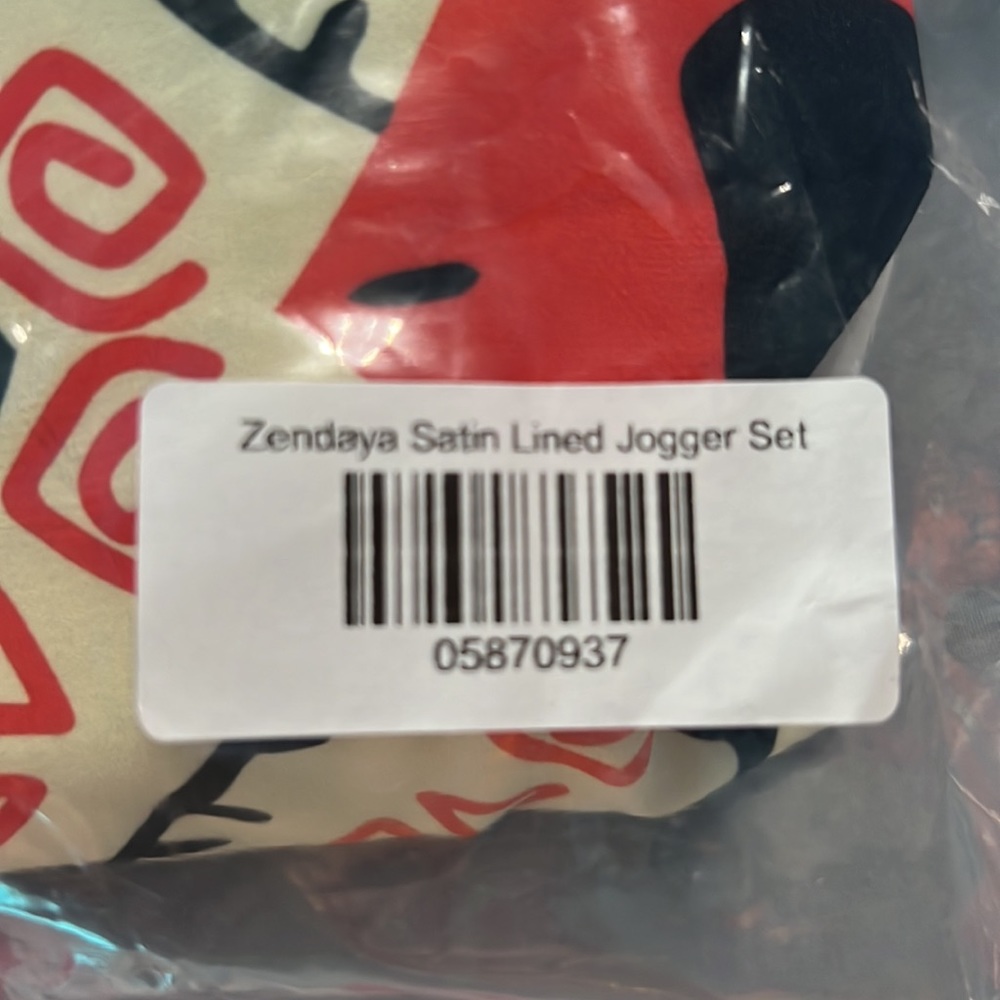 Vibrant Patterned Jumpsuit - image 3